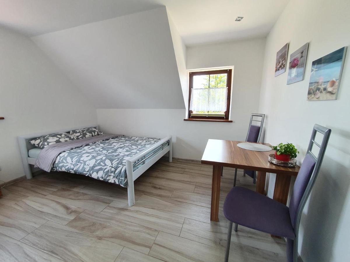 Maison d'hôtes Gosciniec Gałkowo Extérieur photo
